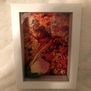 *SUPER RARE* “Our Song” Music Video Silk Flower